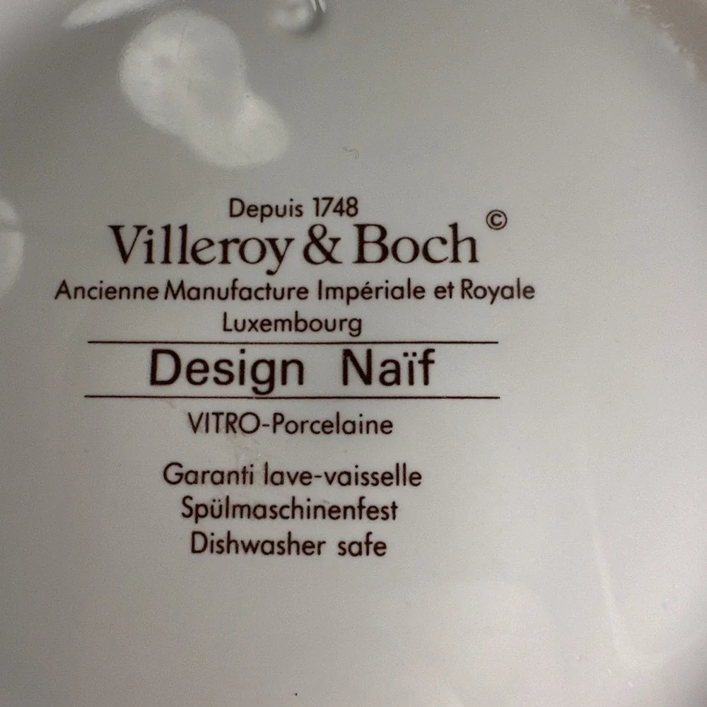 Villeroy & Boch Design Naif Fruit Dessert  Cereal Soup Bowl  5 1/4 inch‎ 750243
